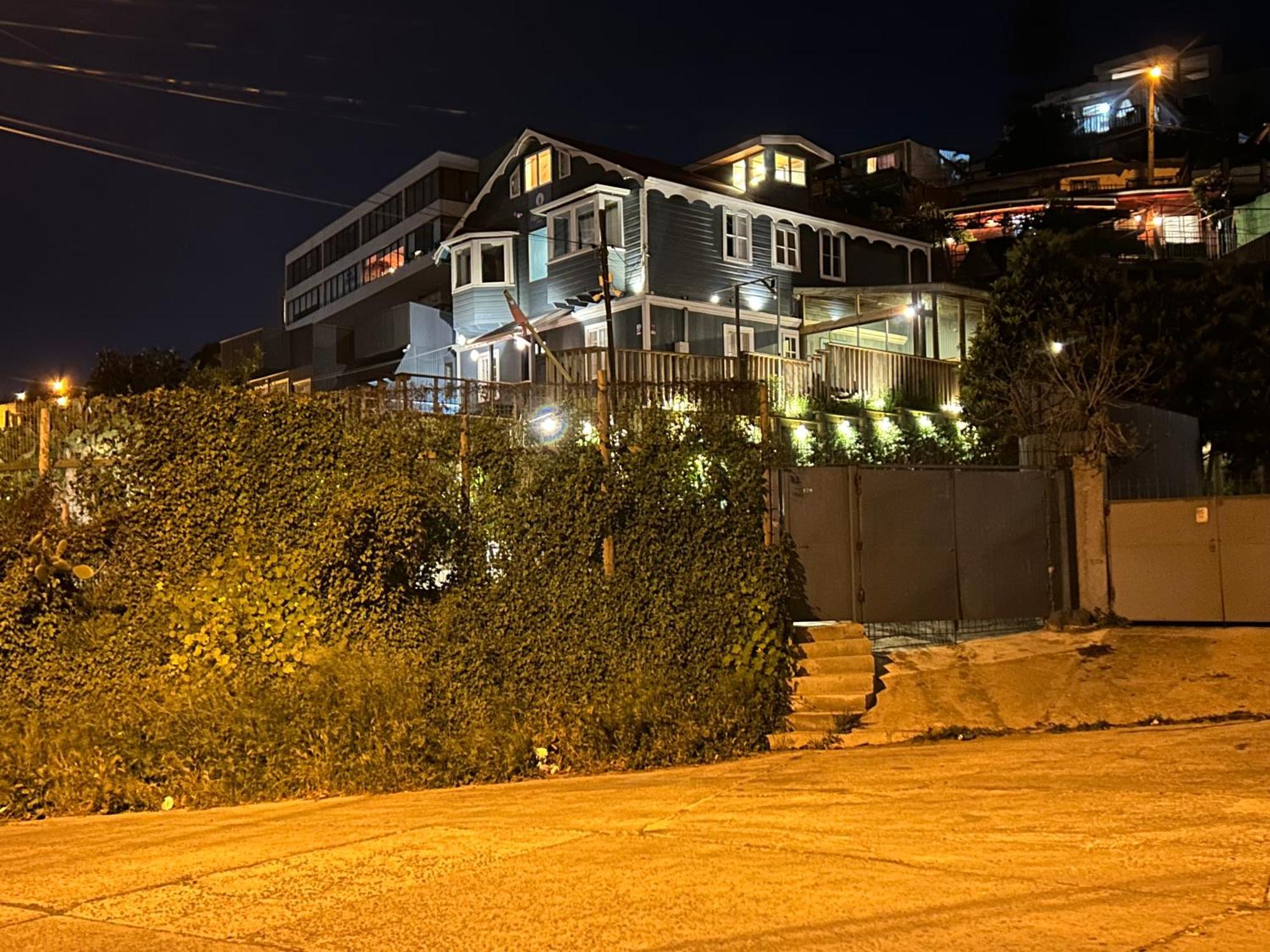 Hotel Faro Azul Valparaiso Cerro Alegre Exterior foto